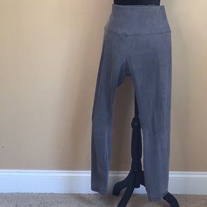 Lysee’ Gray Jeans high waist size Large